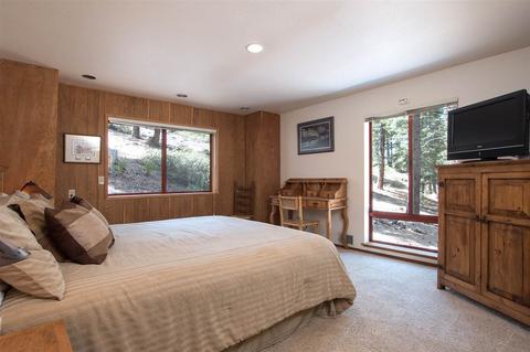 1631 Deer Path, Truckee, CA 96161 photo 10