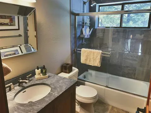 287 Basque, Truckee, CA 96161 photo 17