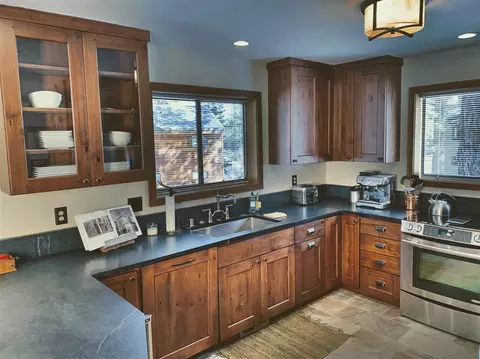 287 Basque, Truckee, CA 96161 photo 8