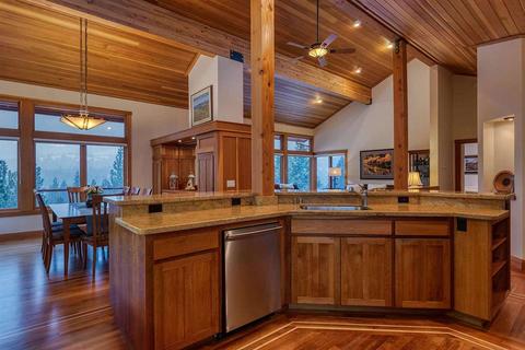 12693 Pinnacle Loop, Truckee, CA 96161 photo 8