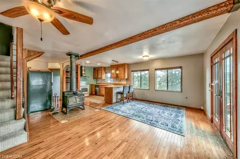 10145 Thomas Dr, Truckee, CA 96161 photo 7