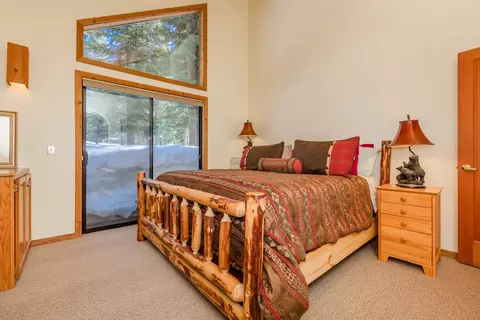 12837 Skiview Loop, Truckee, CA 96161 photo 12