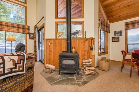 12837 Skiview Loop, Truckee, CA 96161 photo 4