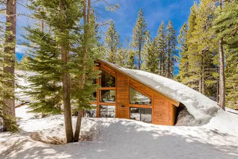 12837 Skiview Loop, Truckee, CA 96161 photo 18