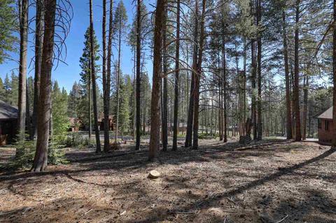 11930 Bottcher Loop, Truckee, CA 96161 photo 3