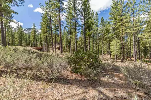 8285 Ehrman Dr, Truckee, CA 96161 photo 6