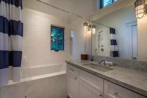 8730 Breakers Ct, Truckee, CA 96161 photo 20