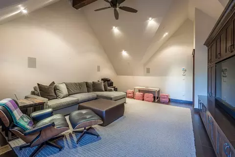 8730 Breakers Ct, Truckee, CA 96161 photo 14
