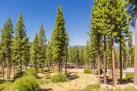 8149 Fallen Leaf Way, Truckee, CA 96161 photo 1