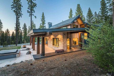 8238 Ehrman Dr, Truckee, CA 96161 photo 3