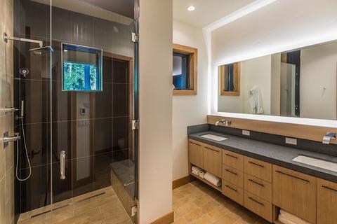 8238 Ehrman Dr, Truckee, CA 96161 photo 17