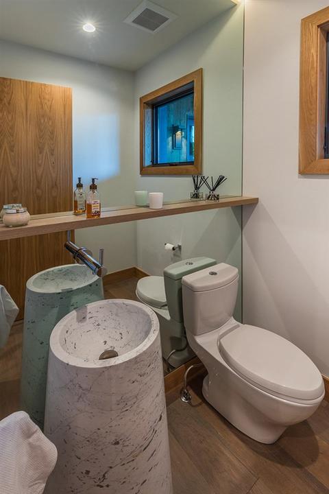 8238 Ehrman Dr, Truckee, CA 96161 photo 18