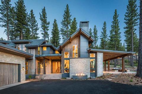 8238 Ehrman Dr, Truckee, CA 96161 photo 2