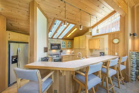 103 Basque, Truckee, CA 96161 photo 6