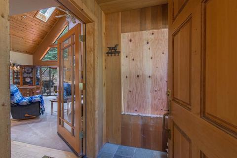 10335 Thomas Dr, Truckee, CA 96161 photo 4