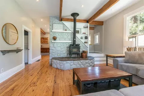 22181 Juniper St, Floriston, CA 96111 photo 7