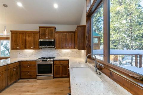 12071 Bennett Flat Rd, Truckee, CA 96161 photo 9