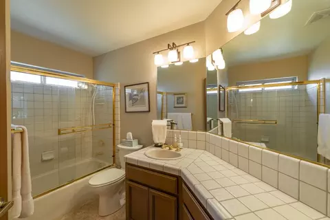 13058 Pinnacle Loop, Truckee, CA 96161 photo 10