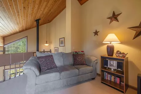 13058 Pinnacle Loop, Truckee, CA 96161 photo 14
