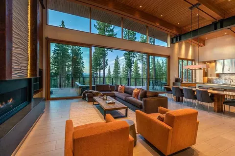 8237 Ehrman Dr, Truckee, CA 96161 photo 6