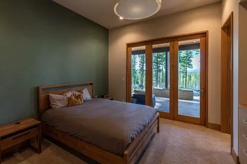 8237 Ehrman Dr, Truckee, CA 96161 photo 17