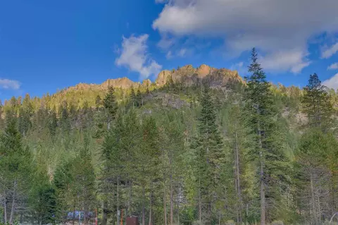 7595 River Rd, Truckee, CA 96161 photo 9