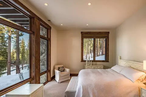8137 Fallen Leaf Way, Truckee, CA 96161 photo 17