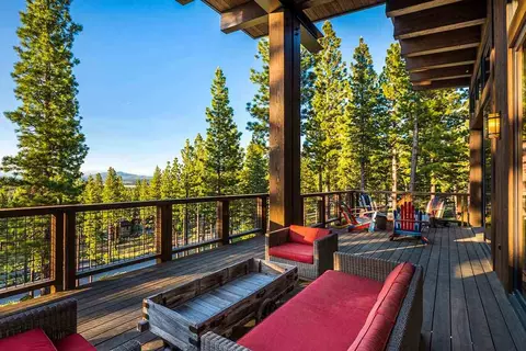 8137 Fallen Leaf Way, Truckee, CA 96161 photo 5