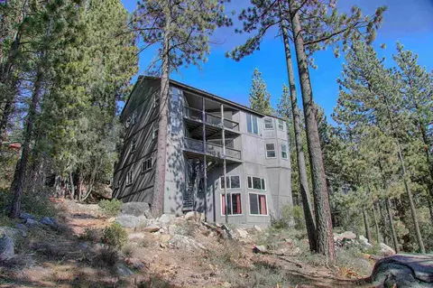 15425 Cedar Point Dr, Truckee, CA 96161 photo 17