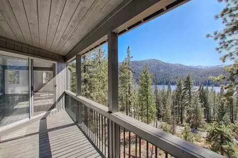 15425 Cedar Point Dr, Truckee, CA 96161 photo 7