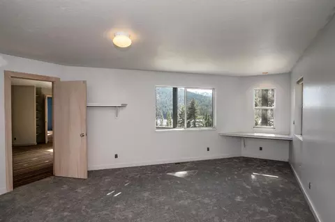 15425 Cedar Point Dr, Truckee, CA 96161 photo 9