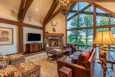 307 Bob Haslem, Truckee, CA 96161 photo 3