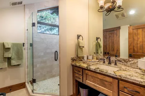 307 Bob Haslem, Truckee, CA 96161 photo 16