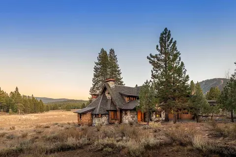 8413 Jake Teeter, Truckee, CA 96161 photo 2