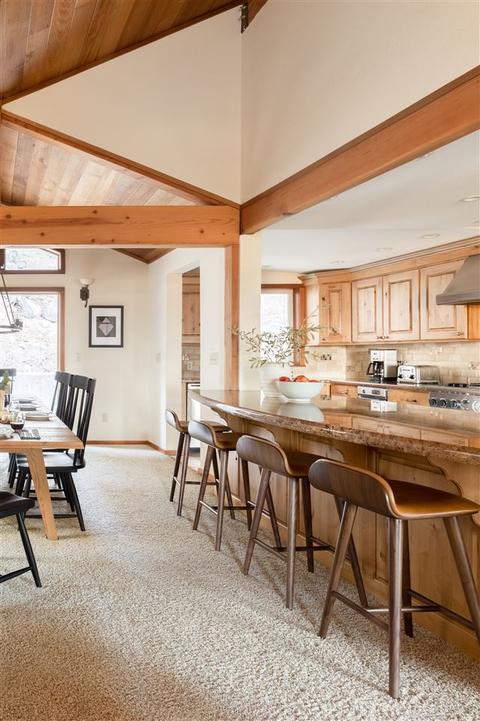 235 Basque, Truckee, CA 96161 photo 12