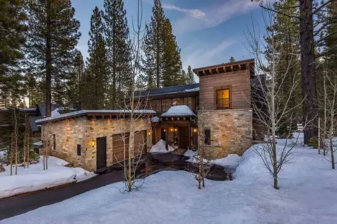 8300 Thunderbird Cir, Truckee, CA 96161 photo 2