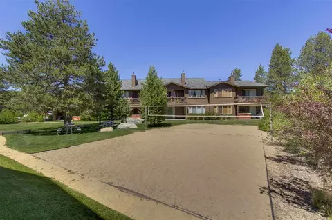 11679 Mcclintock Loop # 4, Truckee, CA 96161 photo 14
