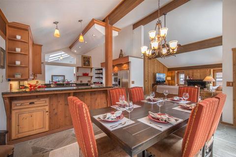 115 Basque, Truckee, CA 96161 photo 8