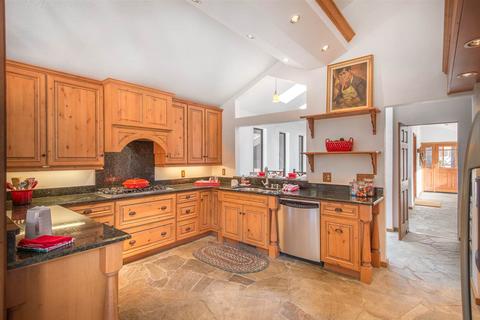 115 Basque, Truckee, CA 96161 photo 5