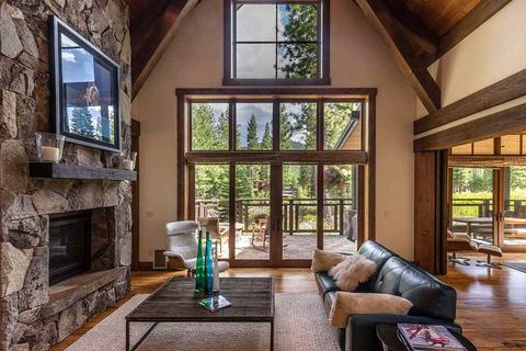 10427 Thunderbird Ct, Truckee, CA 96161 photo 4