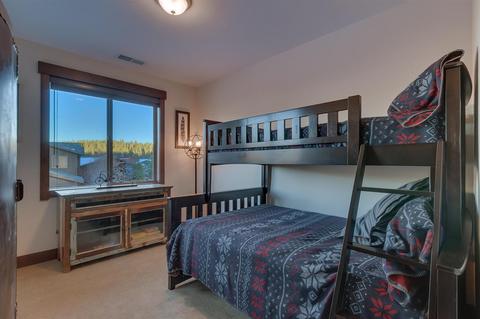 11665 Mcclintock Loop #4, Truckee, CA 96161 photo 11