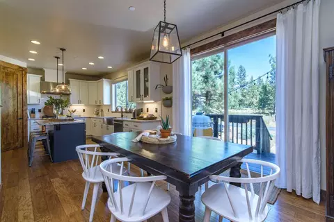 11382 Saddleback Dr, Truckee, CA 96161 photo 7