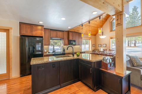 12392 Springbrook Pl, Truckee, CA 96161 photo 9