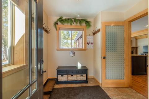 12392 Springbrook Pl, Truckee, CA 96161 photo 5