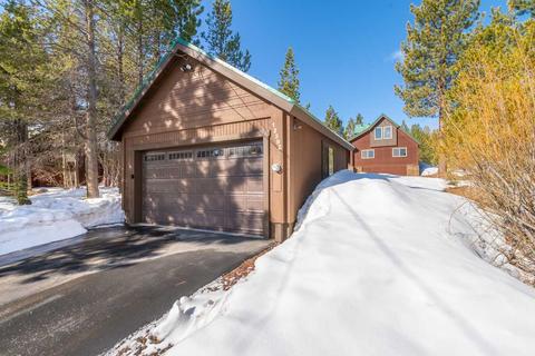 12392 Springbrook Pl, Truckee, CA 96161 photo 2