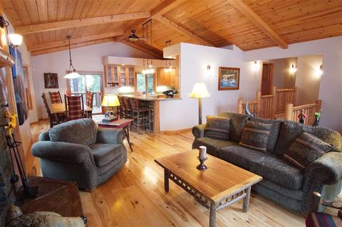 13089 Ski View Loop, Truckee, CA 96161 photo 2