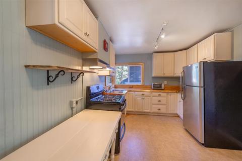 22231 Juniper St, Floriston, CA 96111 photo 10
