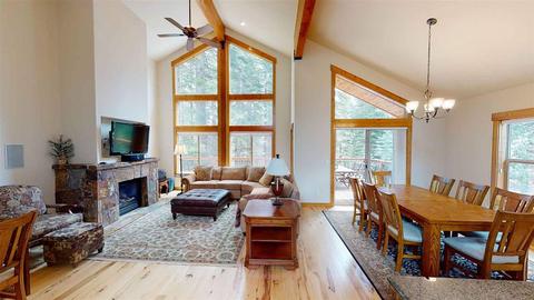 12755 Ski View Loop, Truckee, CA 96161 photo 2