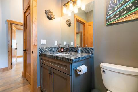 12121 E Sierra Dr, Truckee, CA 96161 photo 19
