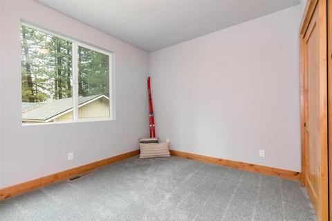 12121 E Sierra Dr, Truckee, CA 96161 photo 15